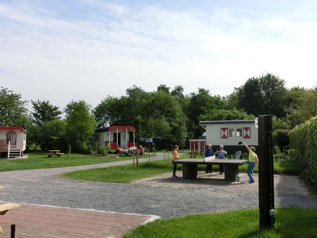 Bed and Breakfast Pipowagen Camping Puur Genieten Someren Exterior foto